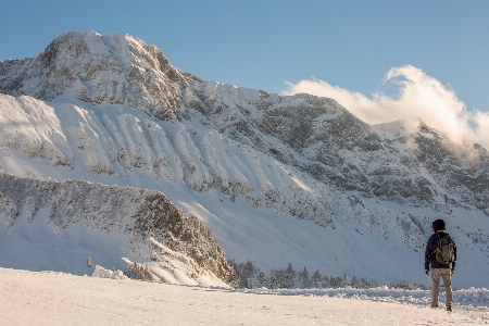 Foto Montanha neve inverno cadeia de montanhas
