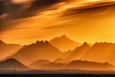 Horizon silhouette mountain cloud Photo