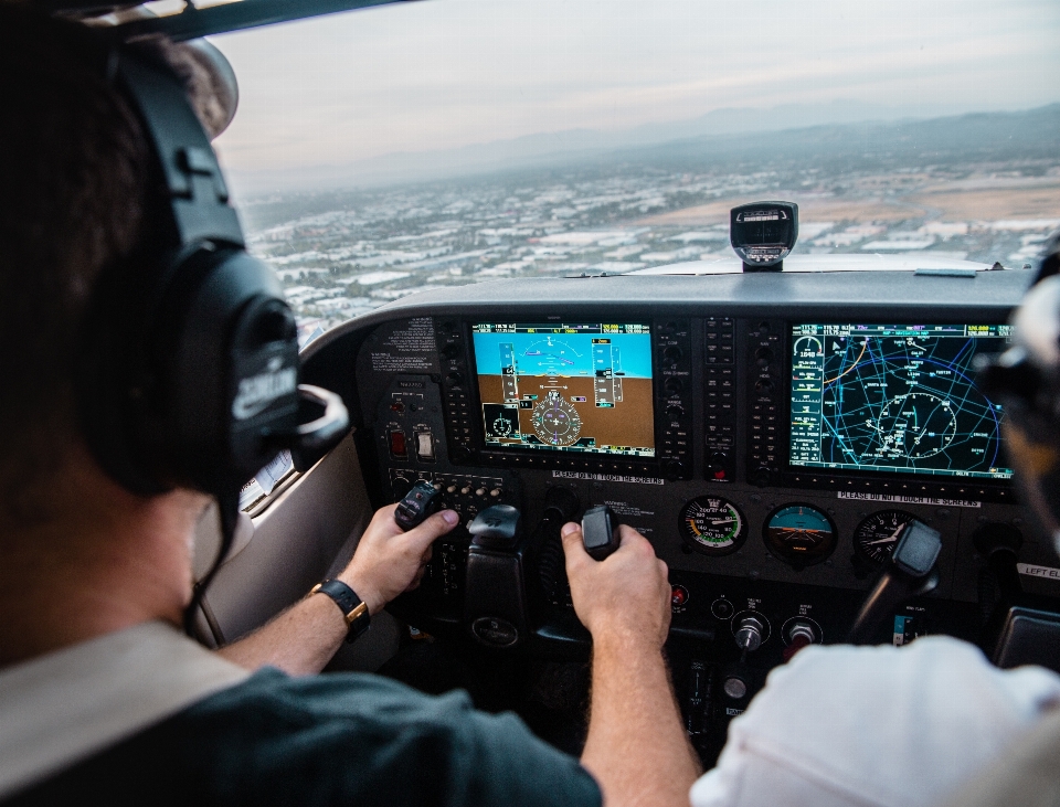 Pessoa aeronave cia aérea aviação