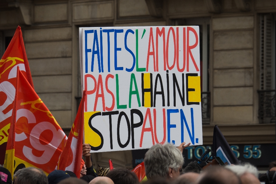 Tłum festiwal demonstracja protest