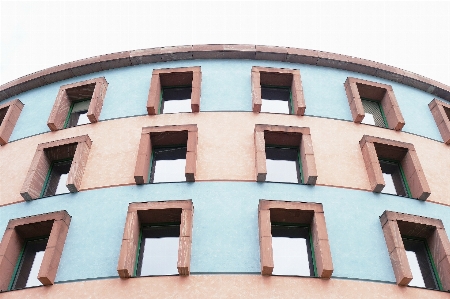 建築 構造 窓 屋根 写真