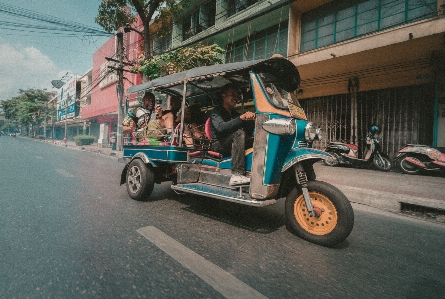 街 車 車両 アンティークカー
 写真