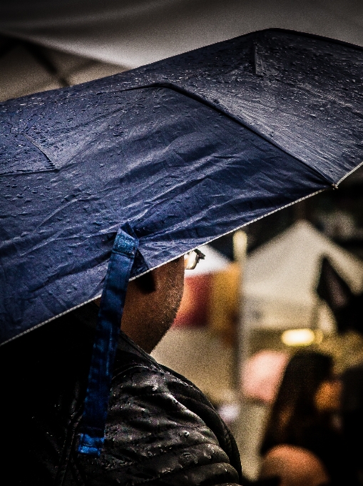 Farbe blau kleidung schwarz