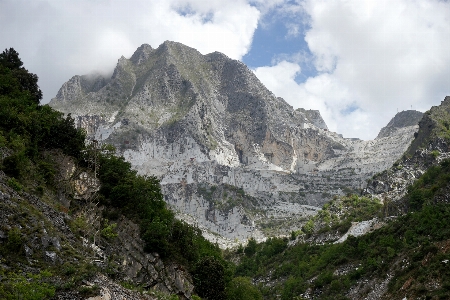 風景 rock 荒野
 ウォーキング 写真