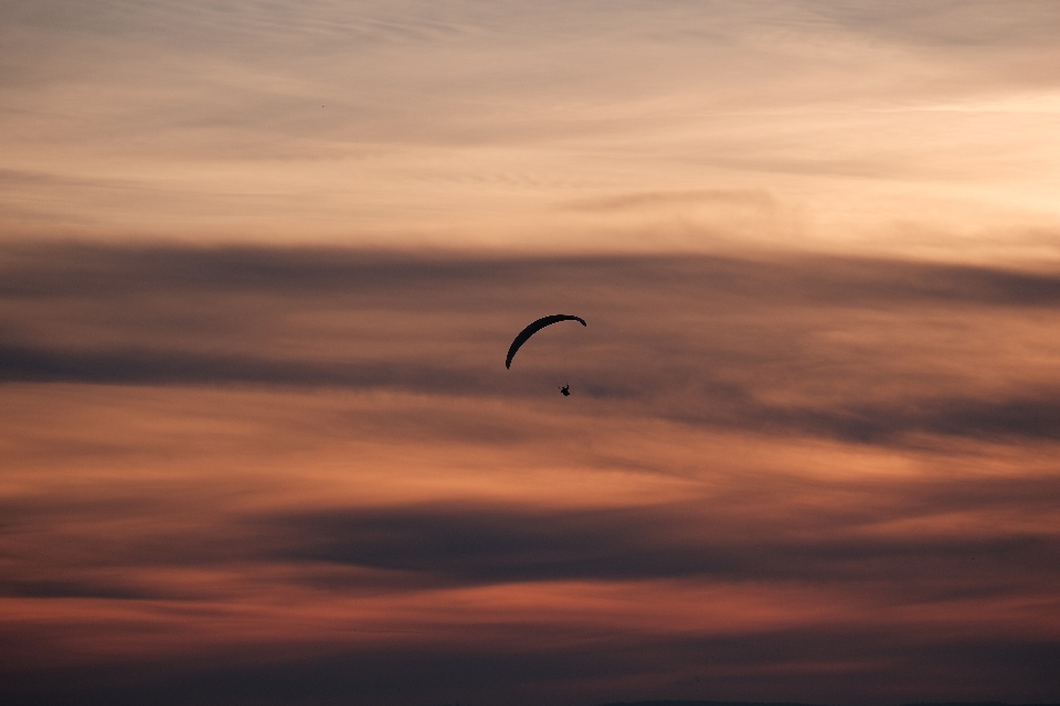 Mer horizon aile nuage