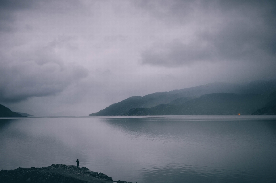 海 自然 地平线 山