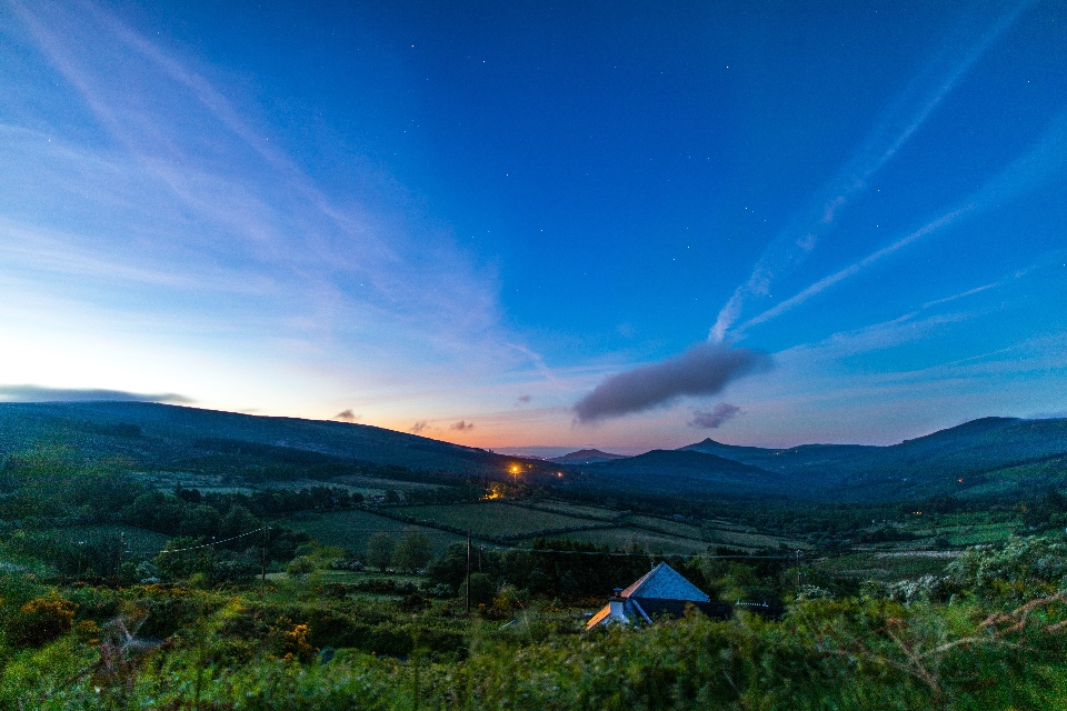 Horizon mountain cloud sky