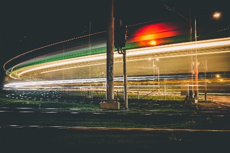 ライト 構造 道 夜 写真