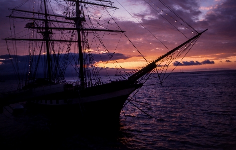 Sea sunrise sunset boat Photo