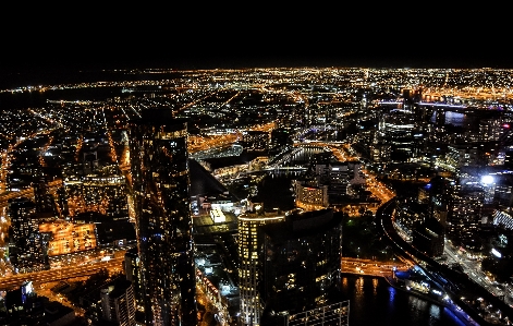 Horizont nacht stadt wolkenkratzer Foto