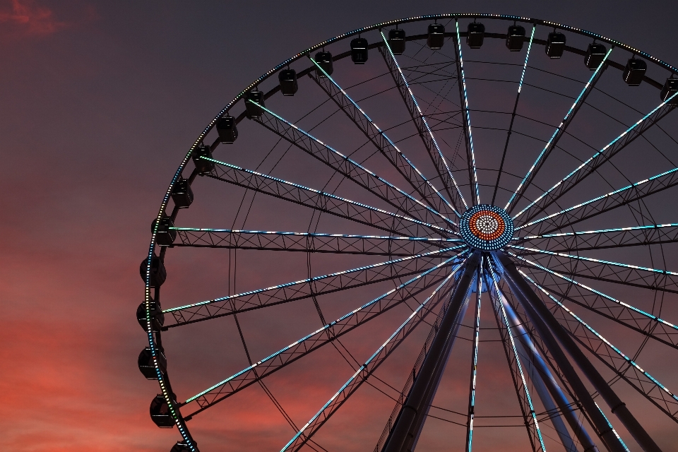 Rad erholung riesenrad
 symmetrie