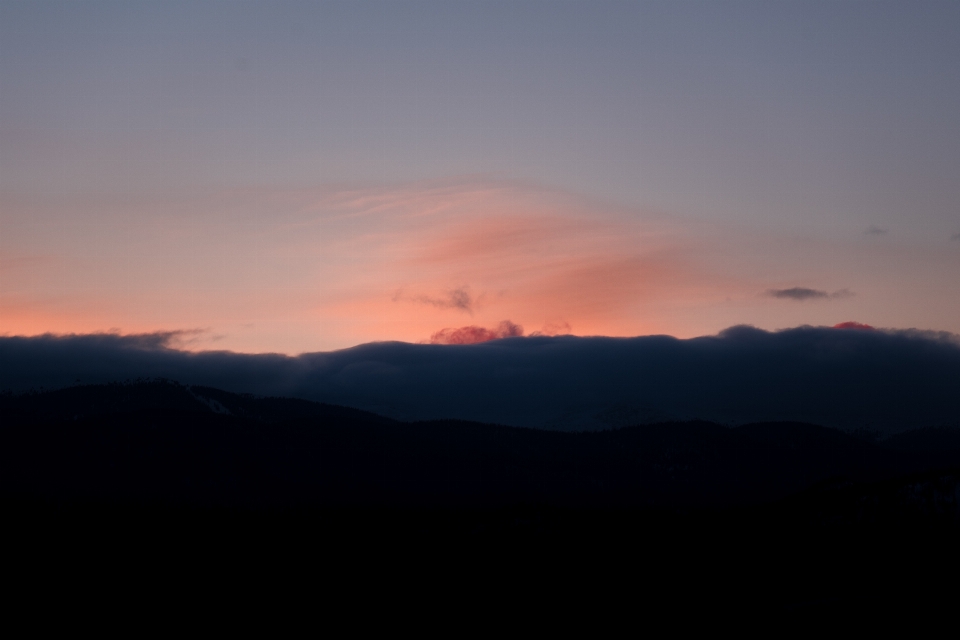 地平线 山 云 天空