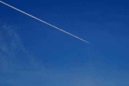 Foto Sayap awan langit udara