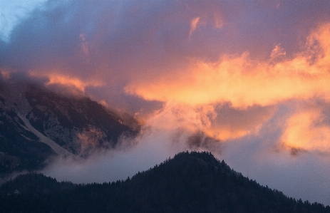 Berg wolke himmel sonnenaufgang Foto