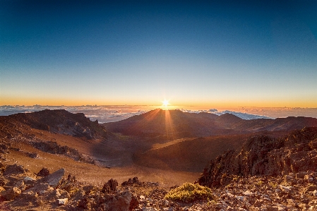 Landscape horizon wilderness mountain Photo