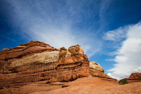 Foto Lanskap alam rock gurun
