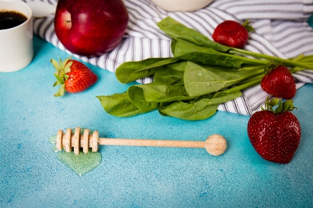 Foto Buah makanan stroberi gambar keren
