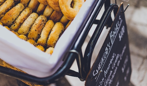 Foto Cartello cibo cestino merenda