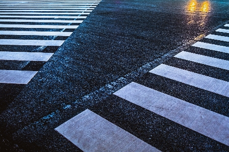 Foto Acqua leggero strada pavimento