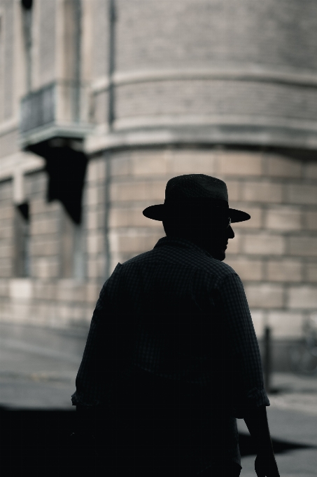 Homem água silhueta preto e branco
