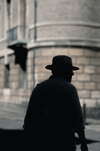 Foto Homem água silhueta preto e branco
