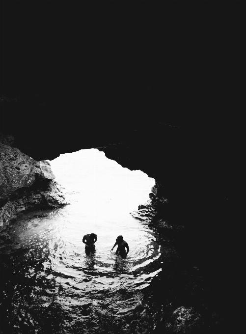 Paesaggio acqua leggero bianco e nero
