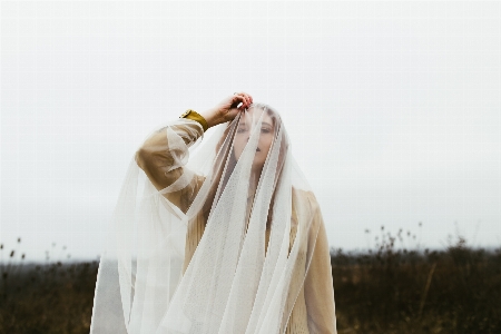 Mädchen hochzeit braut oberbekleidung
 Foto