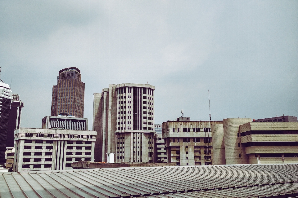 Arsitektur langit kaki kota