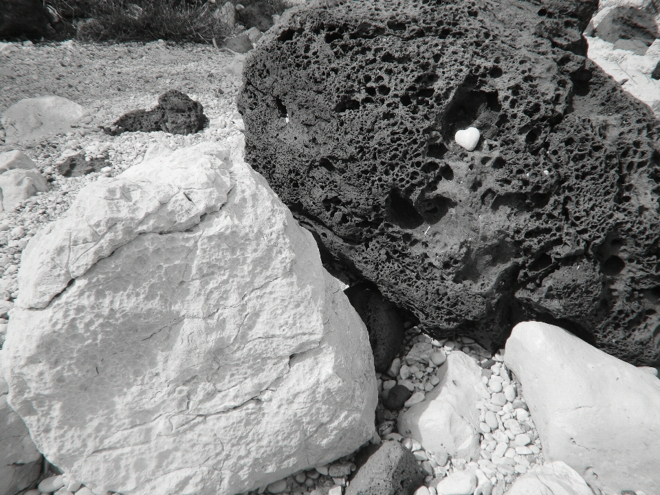 Krajobraz rock czarny i biały
 atmosfera