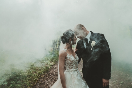 Tree girl romance wedding Photo