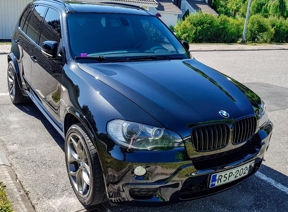 Samochód pojazd silnikowy
 bmw
