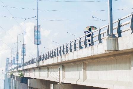 Bridge city jogging walking Photo