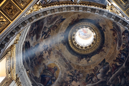 Foto Cielo edificio arco punto di riferimento