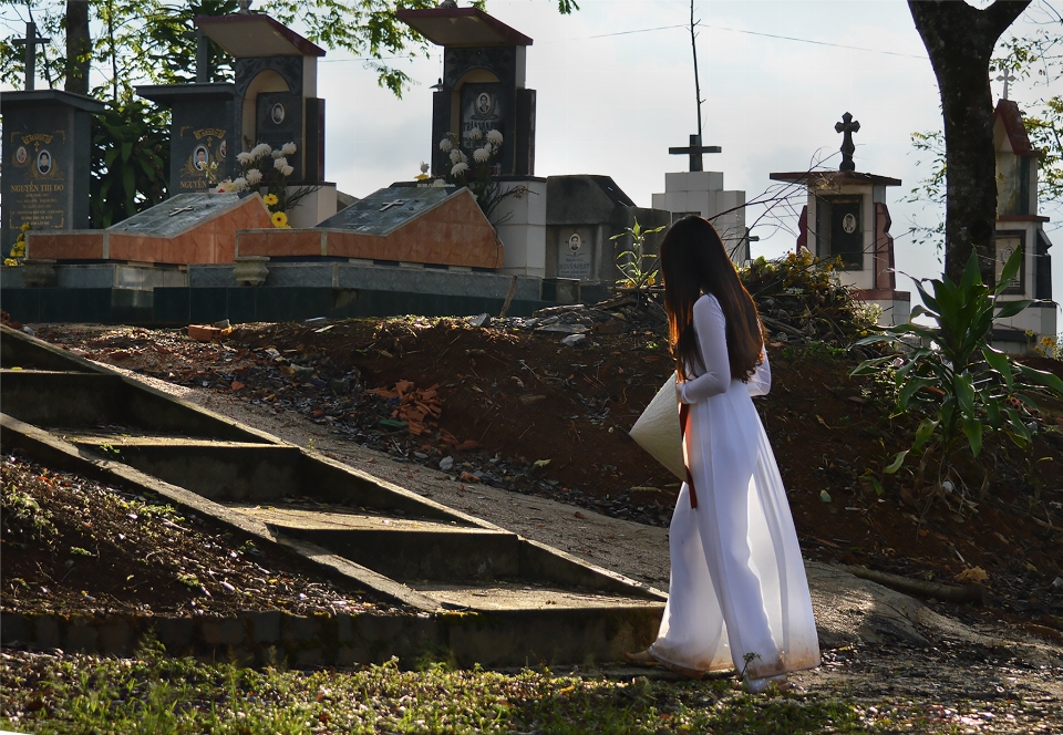 Lady sad cemetery dress