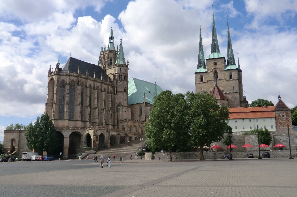 Katedral jerman erfurt
 tengara