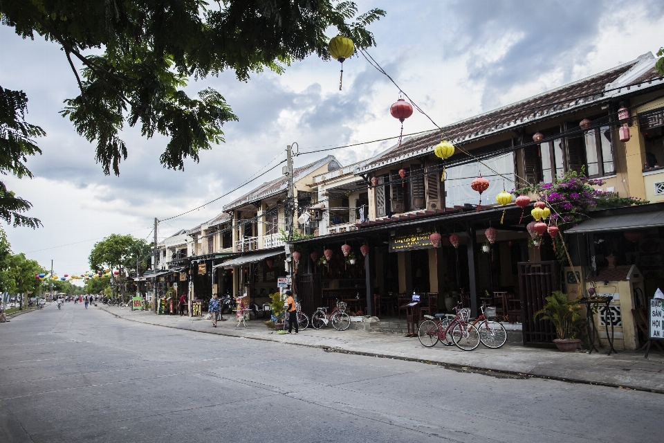 Pagoda vietnamese art hue city