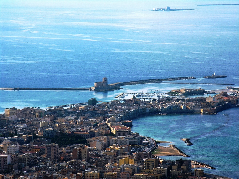 シチリア島
 海 空 街