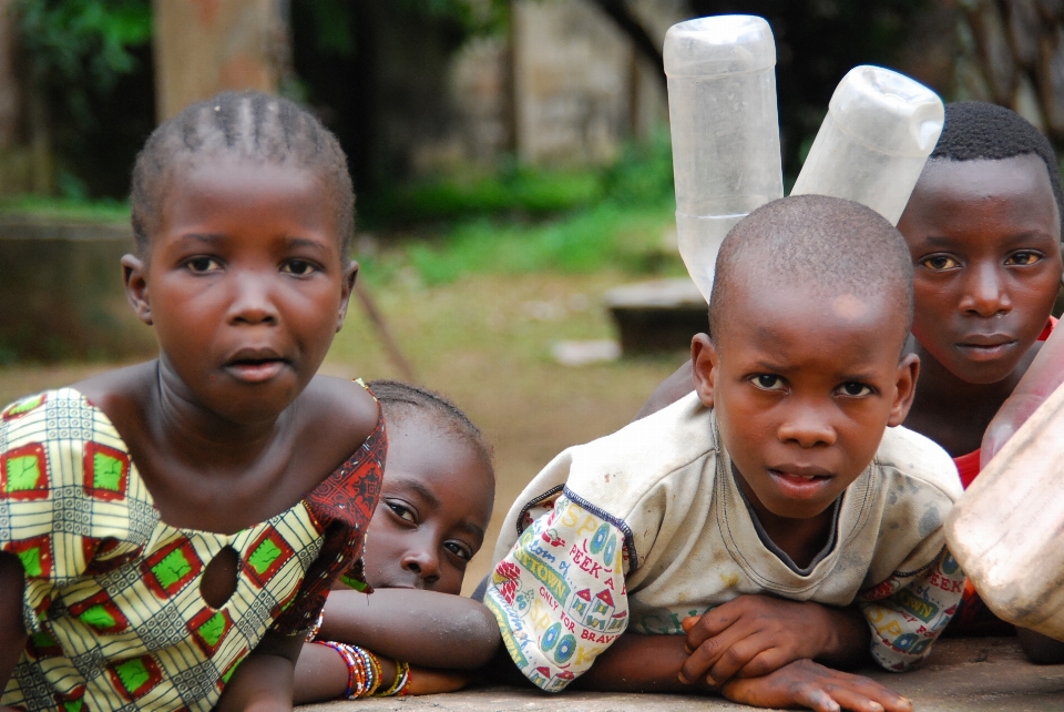 Guinea kind auge tempel