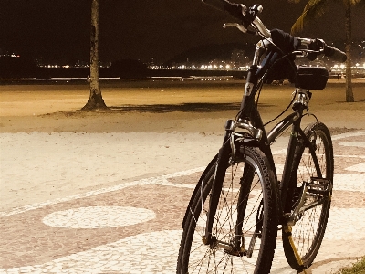 Foto Bicicletta veicolo terrestre
 da strada
 ciclismo