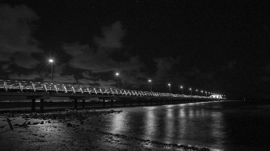 Foto Langit malam putih hitam