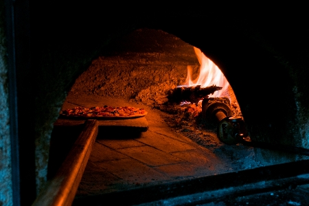 Artisan pizza food fire Photo