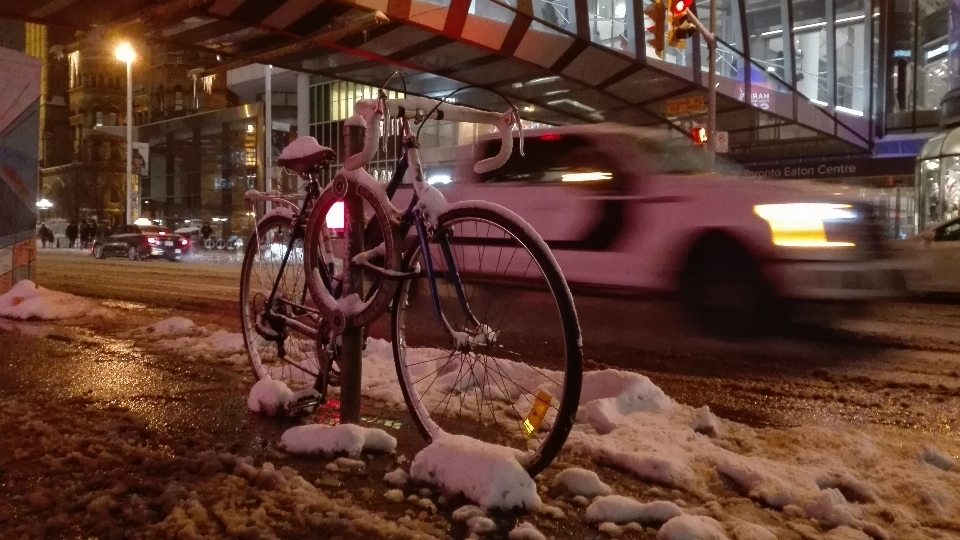 도시 자전거 겨울 toronto
