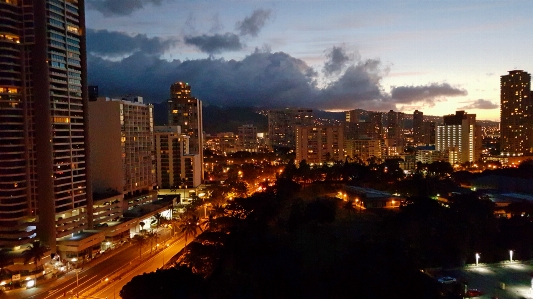 Foto Waikiki
 malam kota lanskap