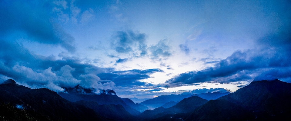 Panorama himmel natur gebirge
