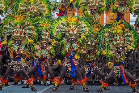 Foto Menari festival filipina karnaval