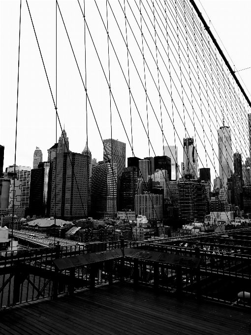 New york ponte di brooklyn
 area urbana
 bianco e nero
