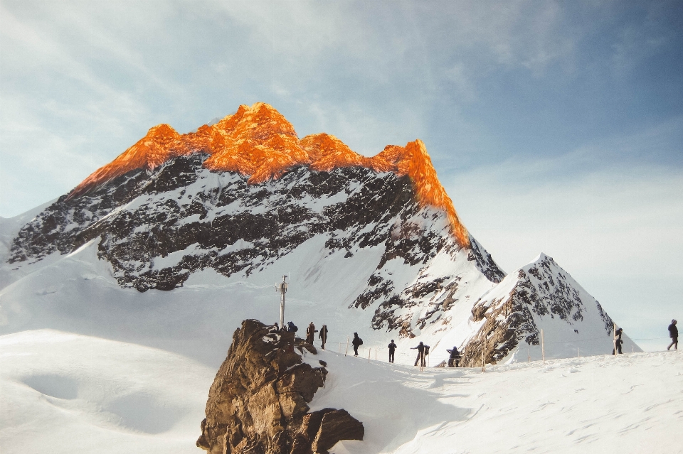 Nevicare inverno montagna ghiaccio