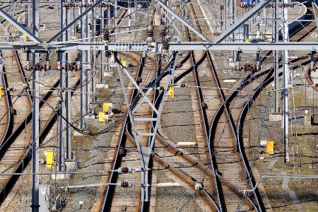 Foto Ferrocarril tren estación pista