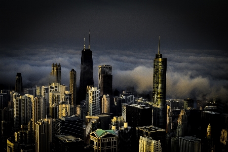 Clouds fog chicago buildings Photo