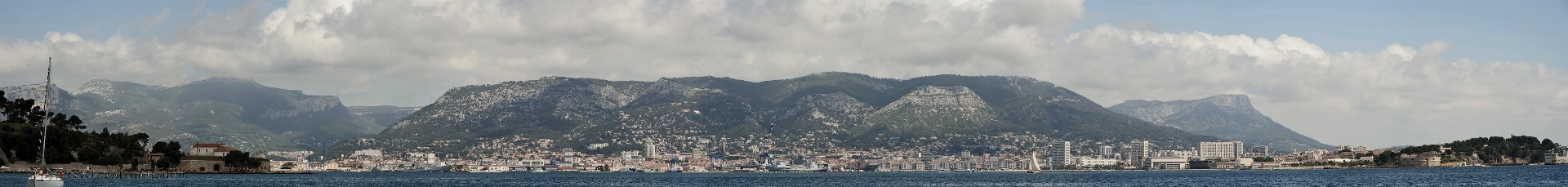 Toulon
 panorama ville
 mer
 Foto